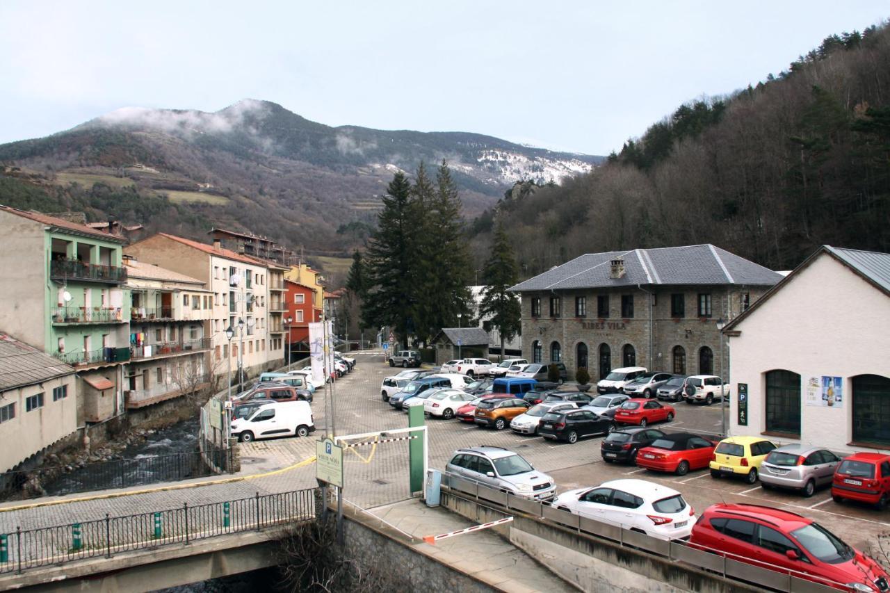 Casa L'Avia Lägenhet Ribes De Freser Exteriör bild